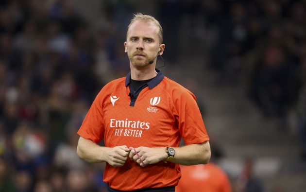 Horrible abus de Wayne Barnes qui l'a amené à envisager la retraite