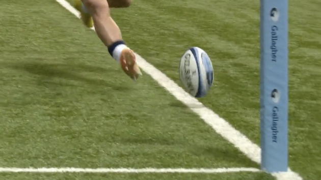 Watch: Mind-blowing Ben Meehan kick dubbed "22:22"