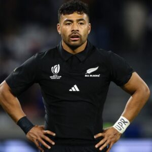 Dave Rennie : Le maillot n°10 des All Blacks ne changera pas encore de mains