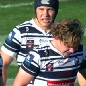 L’ailier des Reds Tim Ryan joue alors que les Brothers entrent dans l’histoire de la Hospital Cup