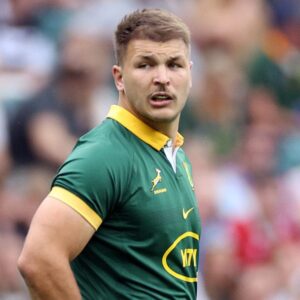 Le nouveau capitaine des Springboks alors que Rassie Erasmus apporte des changements massifs aux Wallabies