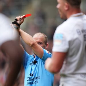 Les Saracens survivent au carton rouge pour battre les Leicester Tigers lors du premier match du PREM