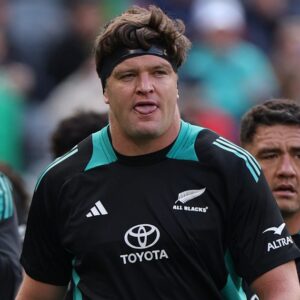 Dave Rennie se prononce sur le « capitaine réticent » Scott Barrett