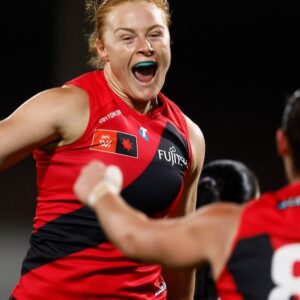 La star de retour de l’AFL fait la une de la mise à jour de l’équipe des Black Ferns pour la série France