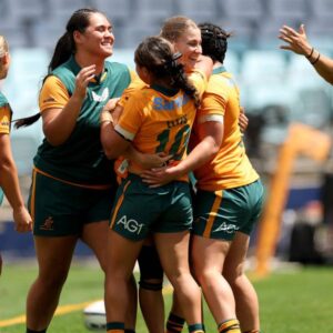 « Je les ai admirés » : l'étoile montante des Wallaroos brille aux côtés des créateurs d'histoire