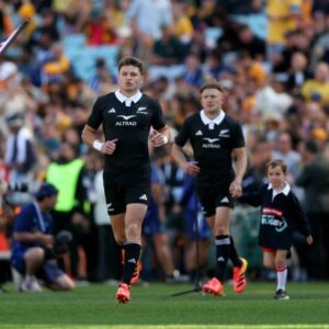 Le grand des All Blacks réagit au « génie de Beauden Barrett »