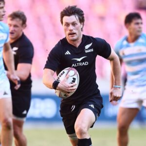 Les groupes d'entraînement plus larges du Super Rugby Pacific confirmés après un repêchage de neuf tours